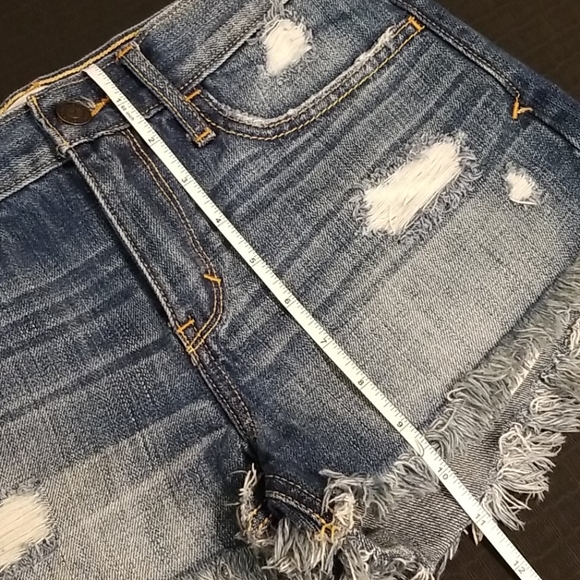 HOLLISTER High Waist Jean distressed Shorts 1/25 - Picture 6 of 7